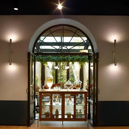 Say Hotel Atena